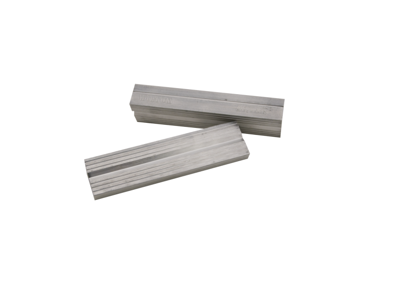 Wilton — A-6.5 Replacement Magnefix Aluminum Jaw Caps with 6.5 in Jaw Opening, Pair