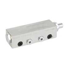 Load image into Gallery viewer, Graco Trabon® MXP Modular Divider Valve with Indicator - MXP-50T - 0.82 cm³ (0.050 in.³)