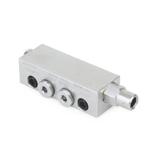 Load image into Gallery viewer, Graco Trabon® MSP Modular Divider Valve with Right Cycle Pin - MSP-30S - 0.98 cm³ (0.060 in.³)