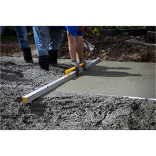 Load image into Gallery viewer, Marshalltown EZYSCREED6 6' Ezyscreed With Level