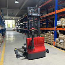 Load image into Gallery viewer, MechMaxx 2640lbs Electric Straddle Stacker, 118" Lift, Adjustable Legs &amp; Forks, F26-118SLA