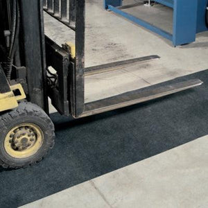 PIG® Traffic Mat® Heavy-Duty Absorbent Rug