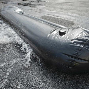 Water-Filled Flood Barrier Ideal For Damming Large Water Streams Reusable