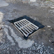 Load image into Gallery viewer, PIG® Frameless Storm Drain Filter for Small Drains