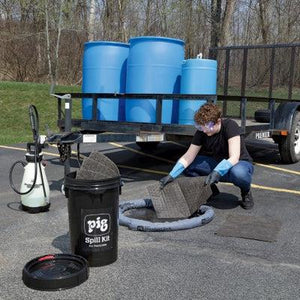 PIG® Pesticide Spill Kit in Bucket