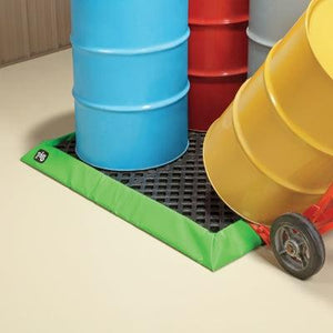 PIG® 4-Drum Foam Wall Spill Berm