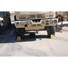 Load image into Gallery viewer, All-Terrain Heavy-Duty Wheel Chock with Flat Bottom &amp; Aluminum Cleat, 40 Ton Capacity, 28-38 in. Tires — image 7 of 7