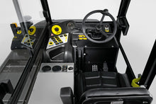 Load image into Gallery viewer, Kärcher 9.841-404.0 KM 150/500 R LPG – view 4