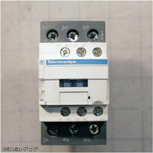Load image into Gallery viewer, CONTACTOR SCHN LC1D38 220V