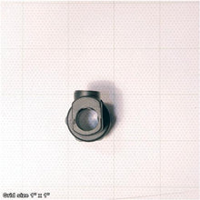Load image into Gallery viewer, STRAIN RELIEF 1/2 NPT NYLON