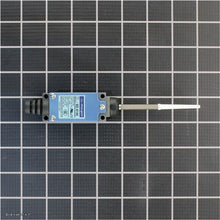 Load image into Gallery viewer, LIMIT SWITCH W/PLASTIC TIP