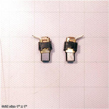 Load image into Gallery viewer, CARBON BRUSH (SET OF 2)