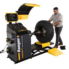 Load image into Gallery viewer, Ranger RB30T Heavy-Duty Truck and Passenger Car Wheel Balancer (5140179)