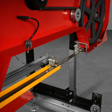 Load image into Gallery viewer, MechMaxx 32" Portable Sawmill, 420cc 15HP E-Start Gasoline Engine, 26.5" Board Width, 13' Track Length, SM-32