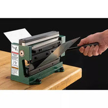 Load image into Gallery viewer, Grizzly T32716 - 8&quot; Benchtop Metal Shear/Brake