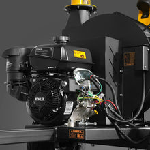 Load image into Gallery viewer, MechMaxx 5 inch E-Start KOHLER 429cc 14hp Gasoline Engine Powered Disc Wood Chipper with Taillight, P4205