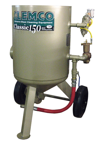 Clemco 6 cu ft  Classic Blast Machine Model 2452 - Portable 1-1/4 inch Piping w/ Manual Quantum Valve (MQV) & TLR-300 Remote Controls