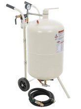 Load image into Gallery viewer, Shop Fox Tools 20 Gallon Portable Sandblaster