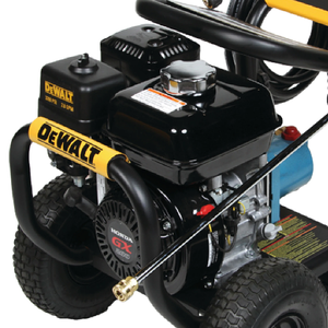 Dewalt Commercial  3200 PSI @ 2.8 GPM  CAT Pump Direct Drive Cold Water Gas Pressure Washer