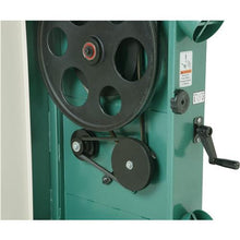 Load image into Gallery viewer, Grizzly Industrial 17&quot; 2 HP Metal/Wood Bandsaw w/Inverter Motor