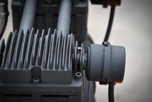 EMAX 90 PSI @ 3.24 CFM 1.5hp 5 gal. Hulk Silent Air Portable Compressor