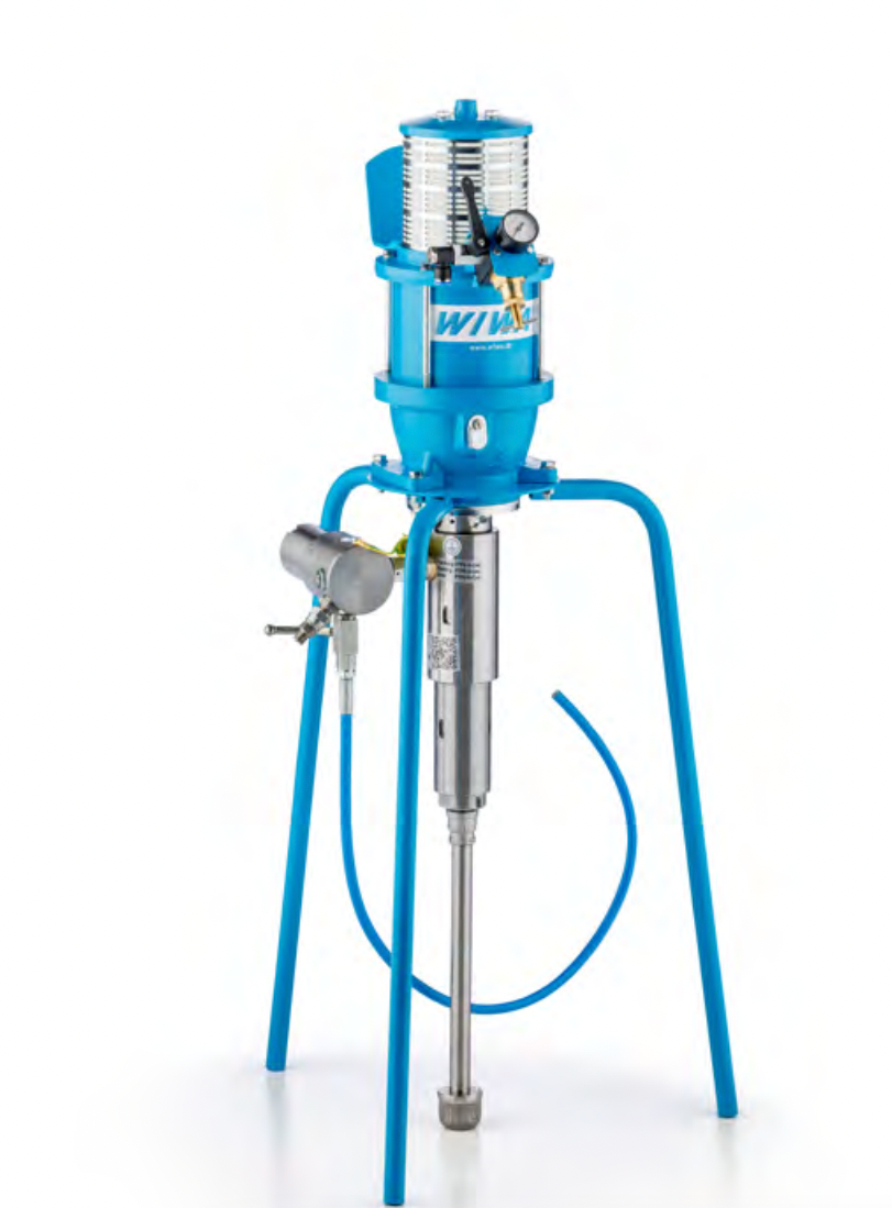 WIWA Phoenix GX Series Model 140032 3712 PSI @ 1.14 GPM Airless Sprayer on Tripod - Bare